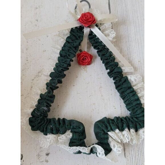 Pine tree lace rose ornament Xmas decor handmade - Picture 3 of 4